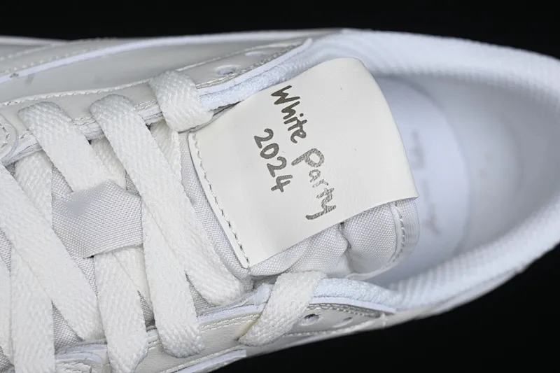 All categories Air Jordan Jordan series basketball shoes Air Jordan 1 Low Pure original Travis Scott x Air Jordan Low OG SP AJ1 Joe 1 TS joint barb low-top family and friends limited pure white TD1228-111